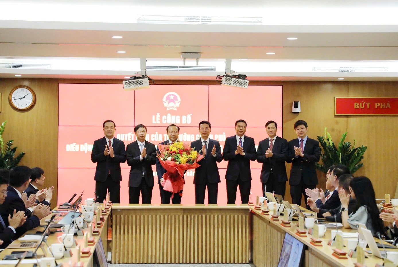 Bộ KH&CN công bố Quyết định của Thủ tướng điều động, bổ nhiệm Thứ trưởng Thường trực - Ảnh 4.