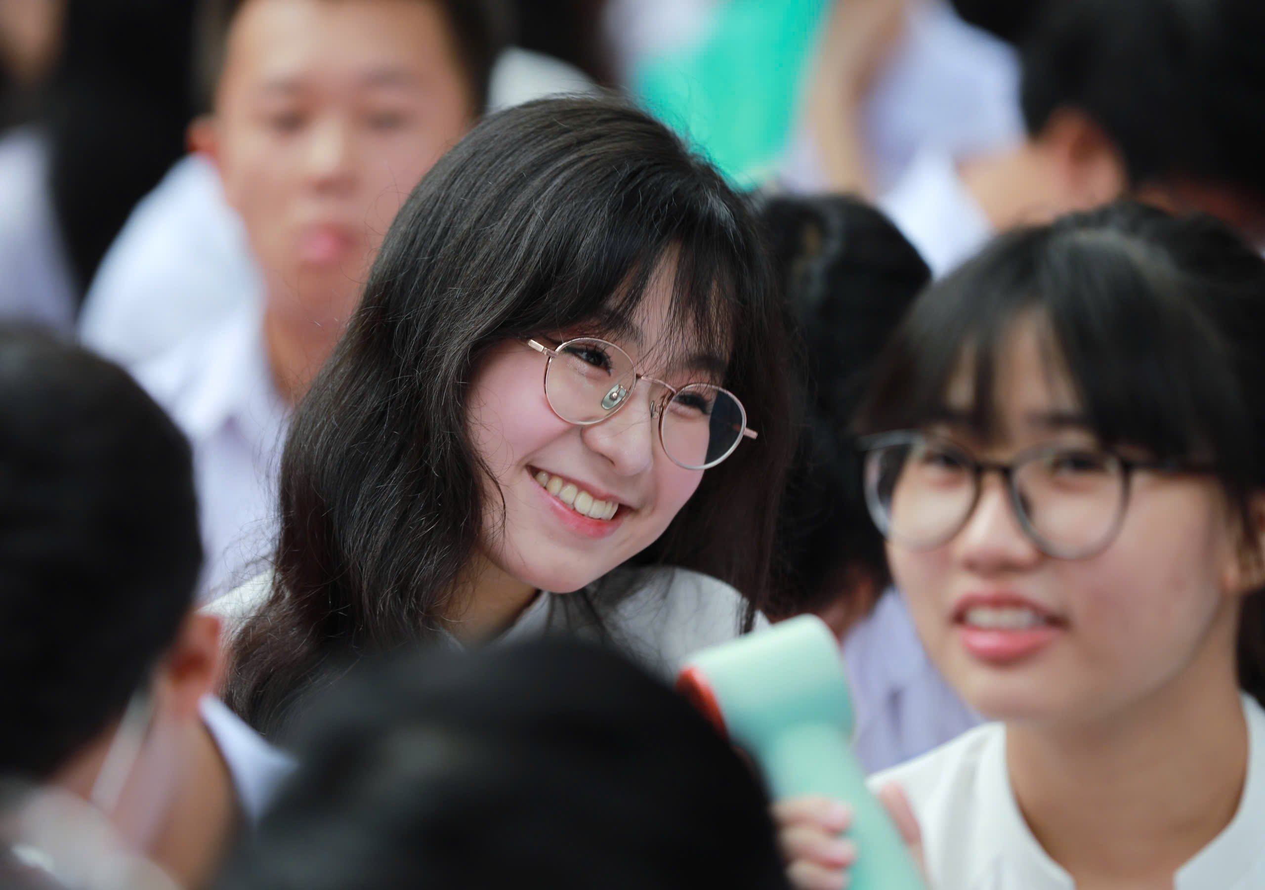 Những hình ảnh tuyệt đẹp ngày khai giảng ở siêu đô thị lớn nhất cả nước - Ảnh 8.