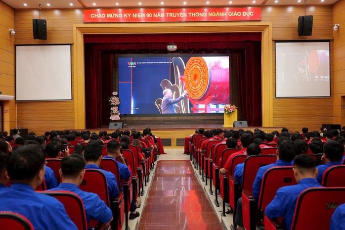 Hai chương trình của Đại học y Hà Nội được xếp hạng 5 sao quốc tế - Ảnh 2.
