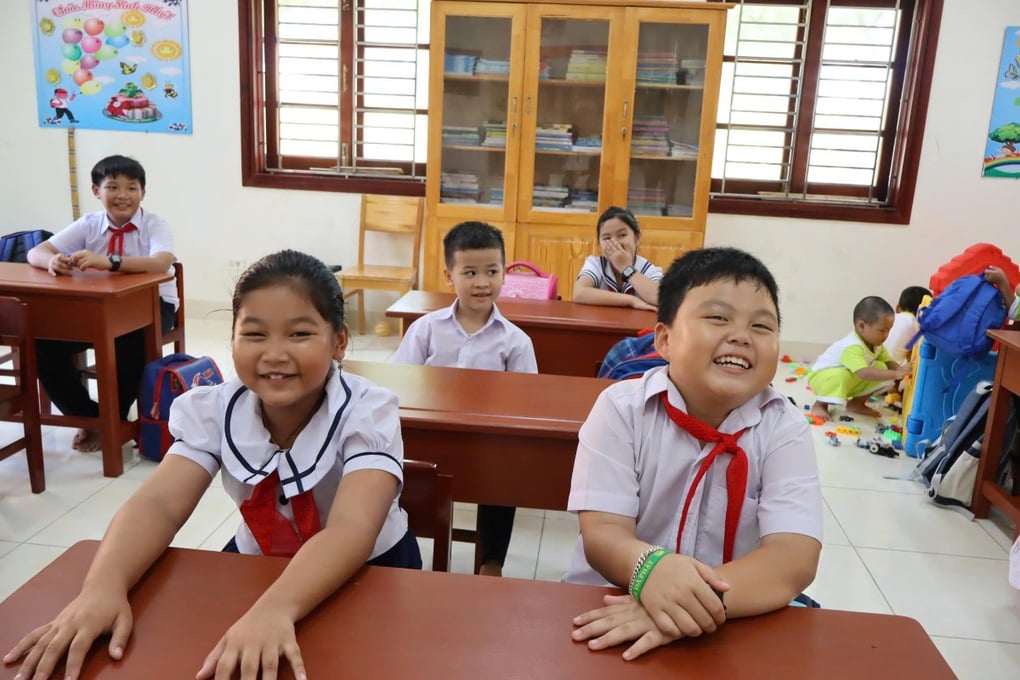Tiếng trống năm học mới rộn ràng trên quần đảo Trường Sa - 4