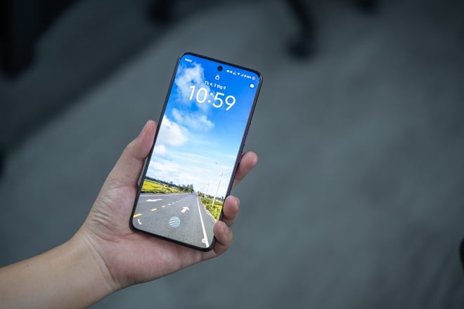 Trải nghiệm vivo V60: mỏng nhẹ, pin lớn và camera chân dung ZEISS - Ảnh 1.
