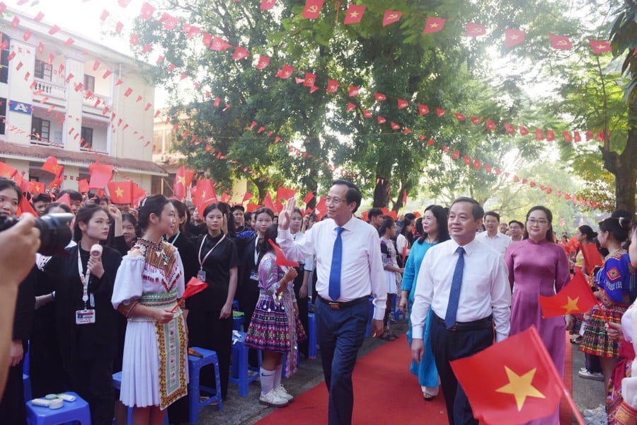 bo-truong-va-chu-tich-ubnd-tinh-thai-nguyen.jpg