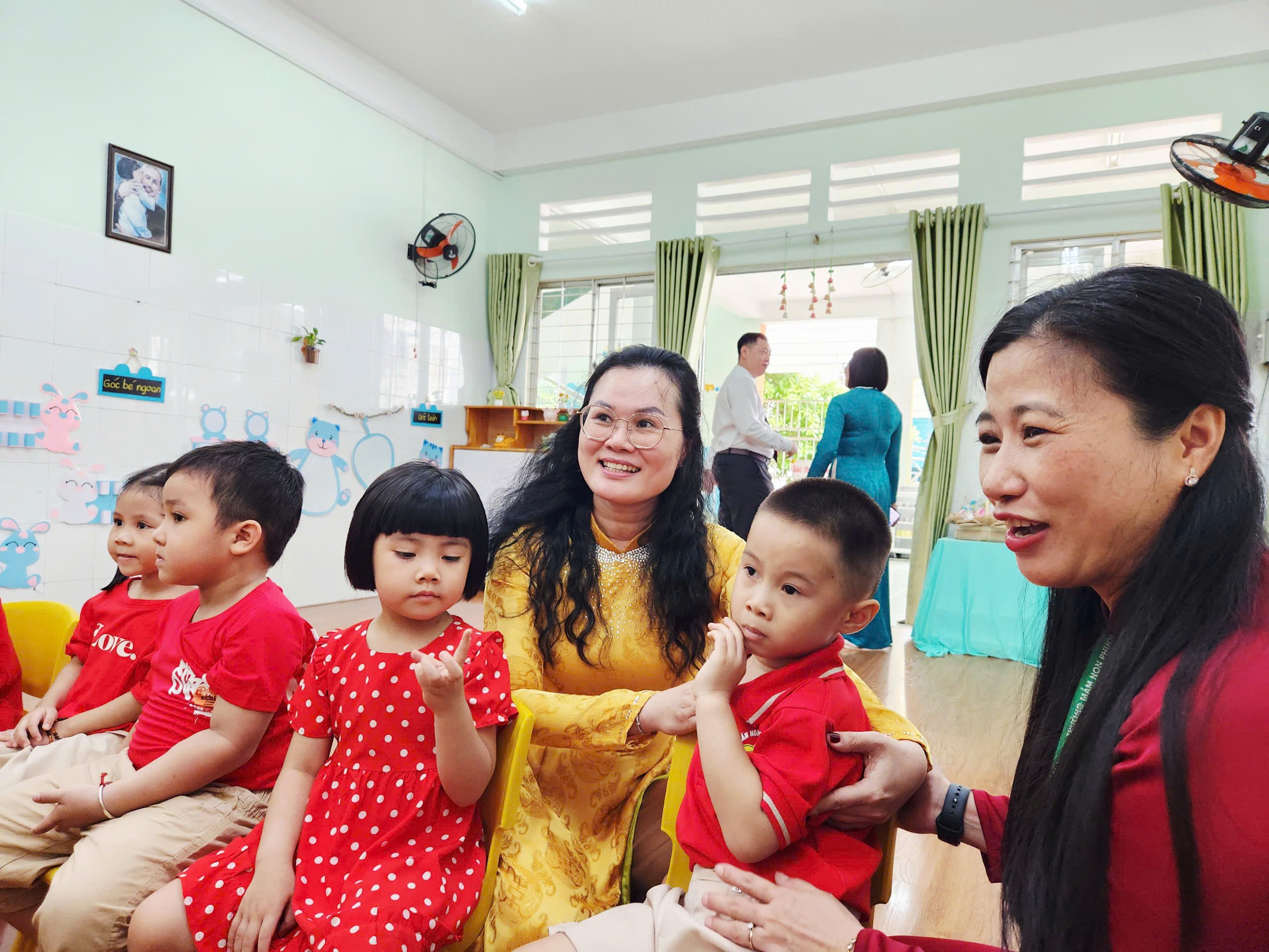 Trường mầm non TP.HCM vừa nhận Huân chương Lao động hạng ba có gì đặc biệt? - Ảnh 5.