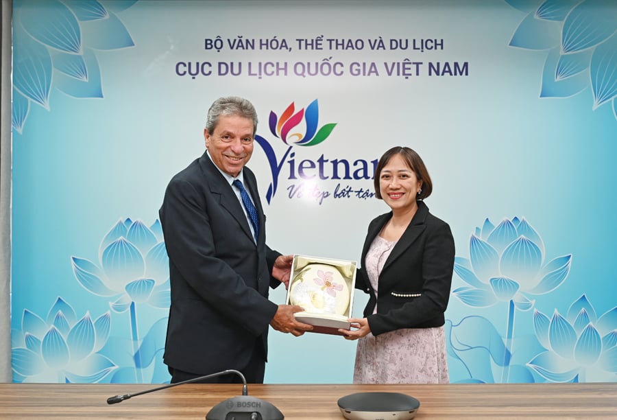 Thúc đẩy hợp tác du lịch Việt Nam - Cuba - Ảnh 1.