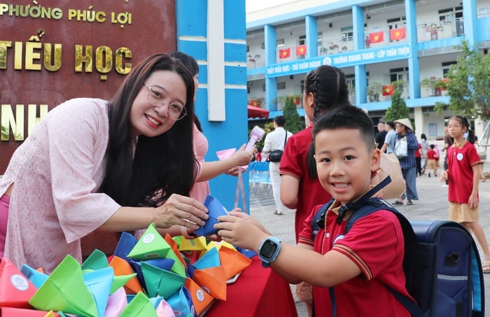 Học sinh hân hoan trong Lễ khai giảng đặc biệt- Ảnh 8.