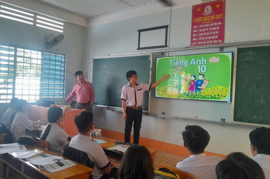 tu-chinh-sach-den-hanh-dong-1.jpg