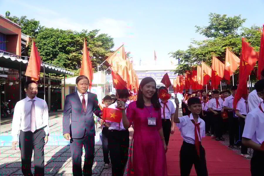 ong-luong-nguyen-minh-triet.jpg