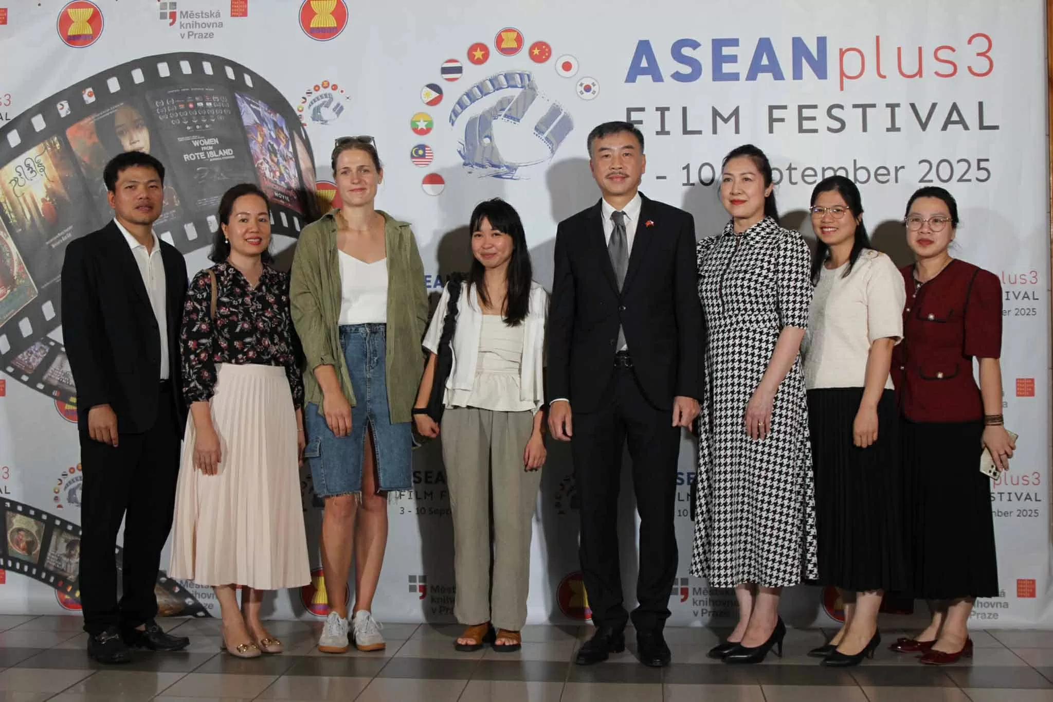 Liên hoan phim ASEAN+3 rực rỡ khai mạc tại Praha