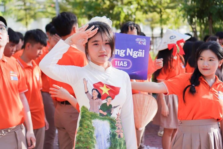 Không khí hân hoan khai giảng năm học mới lan tỏa khắp mọi miền Tổ quốc- Ảnh 13.
