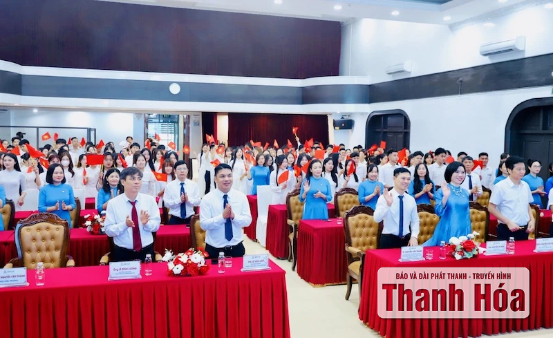 Schulen in der Provinz Thanh Hoa hielten feierlich „besondere“ Eröffnungszeremonien ab