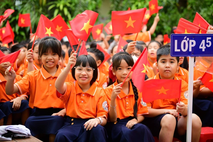không nhận hoa - Ảnh 1.