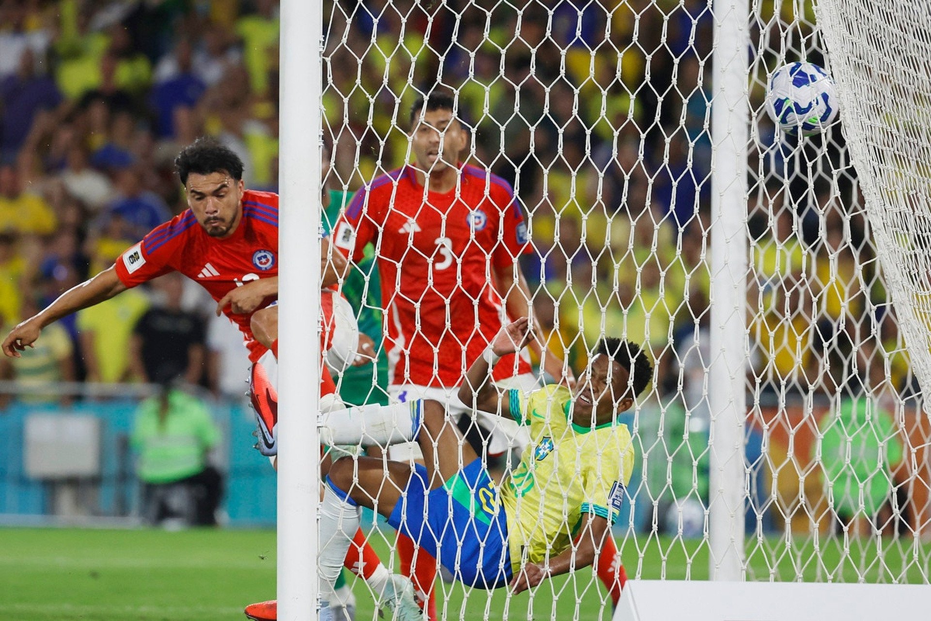 EFE - Estevao Brazil Chile.jpg