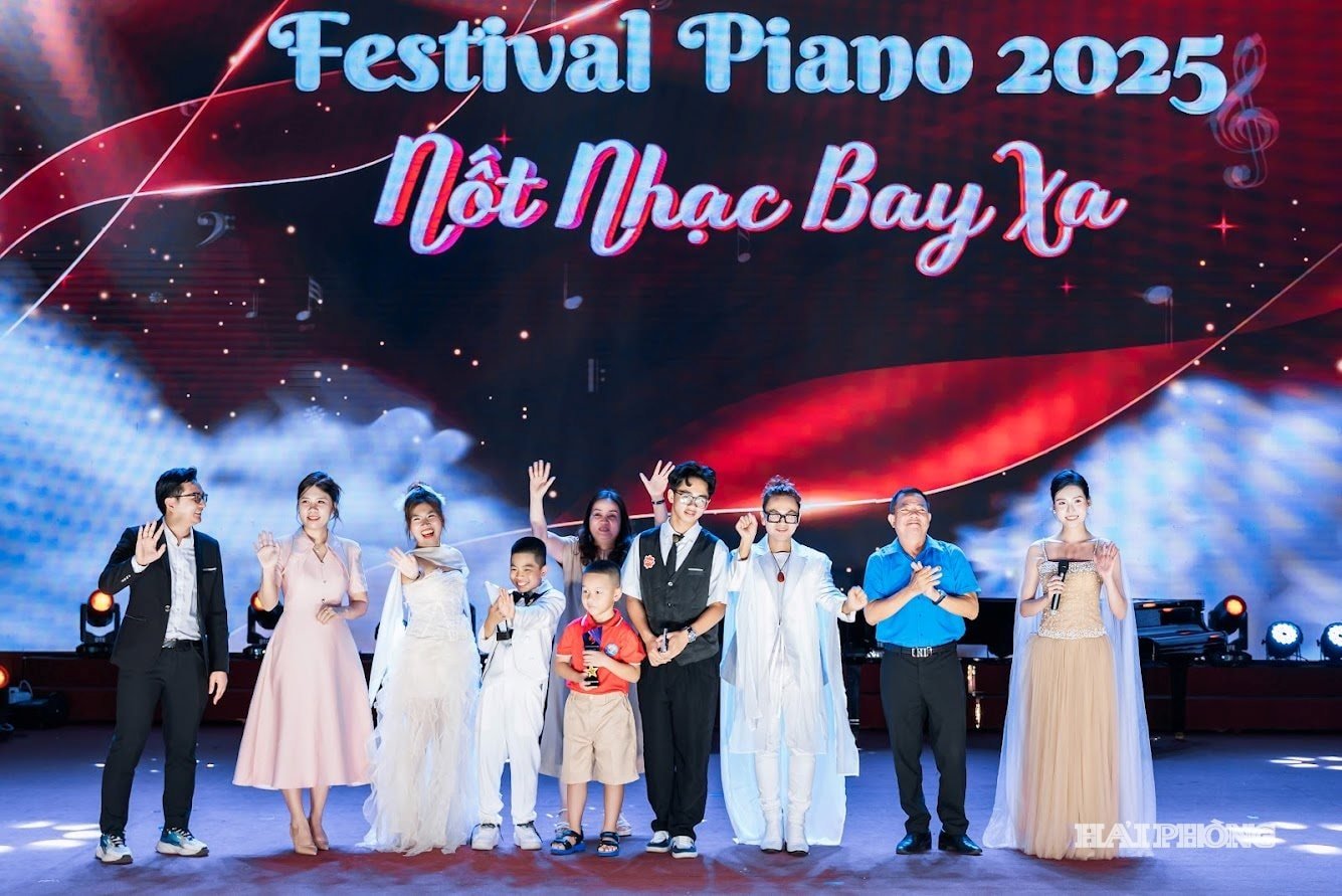 not-nhac-bay-xa.jpg