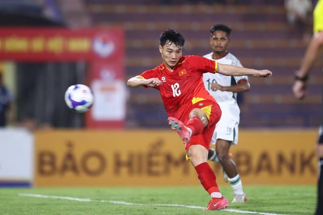 Lịch thi đấu U.23 Việt Nam - Singapore hôm nay: Thắng đẹp để giữ ngôi đầu, thầy Kim mơ một điều- Ảnh 1.
