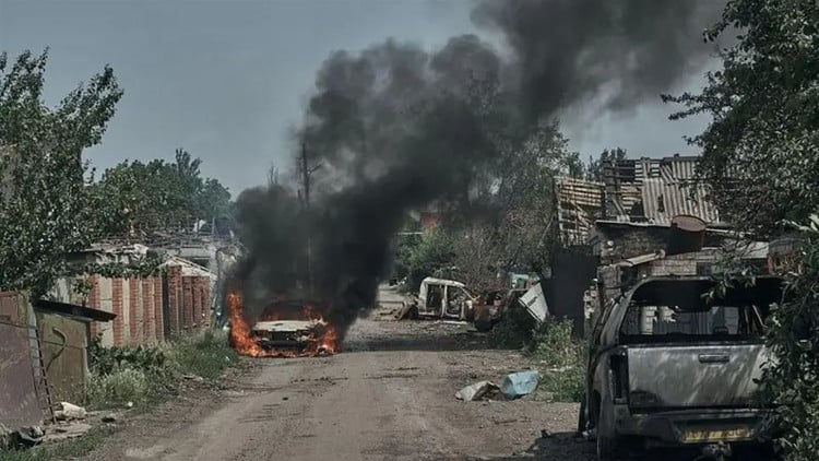 9-3870.jpg