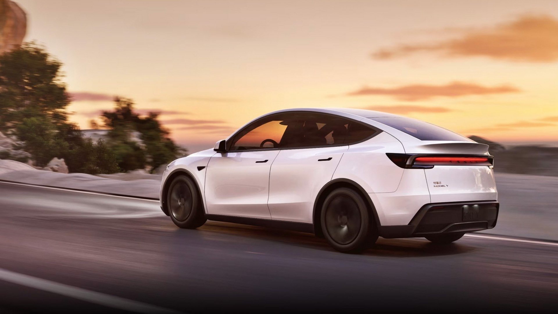 استدعاء عاجل لسيارة Tesla Model Y 2025 بسبب خطأ خطير في البرنامج