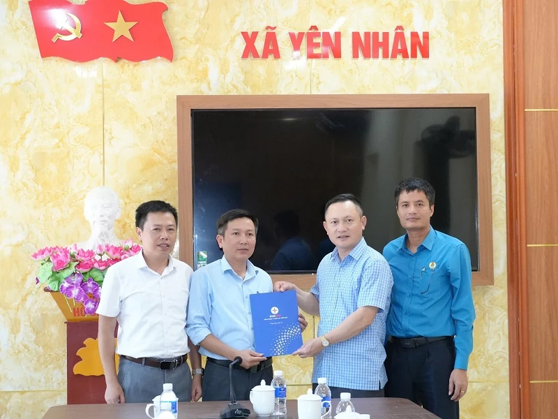 ពិនិត្យ​ស្ថានភាព​ជំនះ​ផលវិបាក​ដោយ​ព្យុះ​លេខ​៥ និង​ជំរុញ​ការ​ធ្វើ​ទំនើបកម្ម​បណ្តាញ​អគ្គិសនី