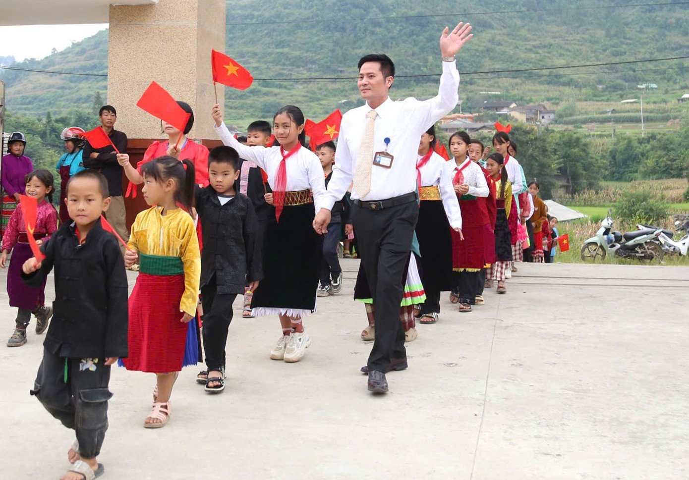 tienphong-toiyeutoquoctoi6.jpg