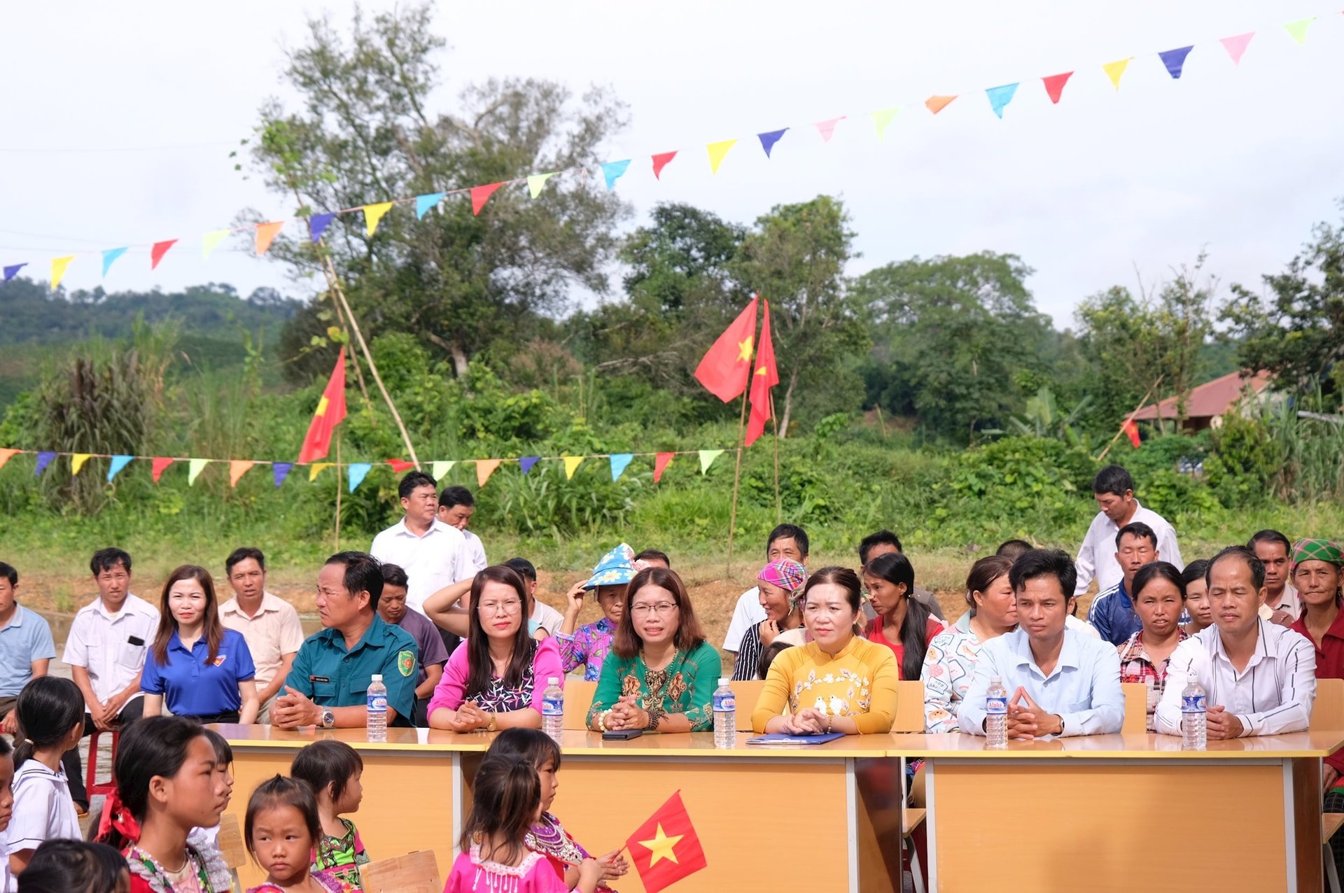 ប្រតិភូចូលរួមពិធីបើក