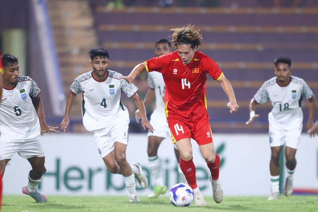 U.23 Việt Nam đấu U.23 Singapore: Tiếp đà chiến thắng - Ảnh 1.