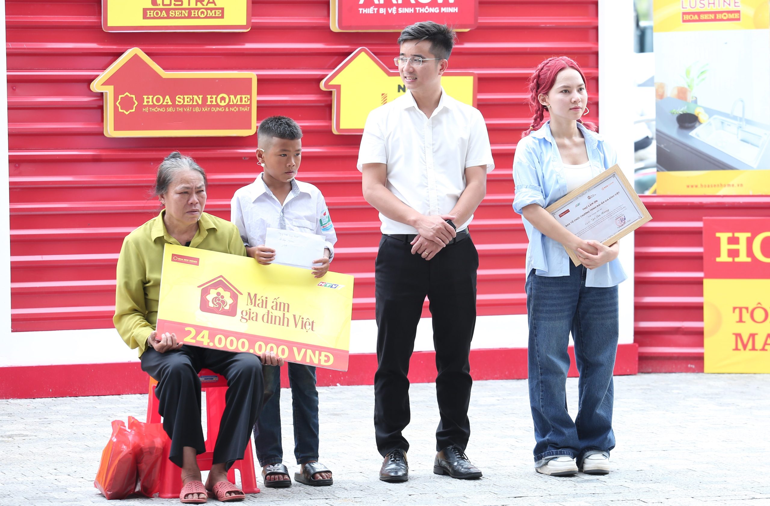 គ្រួសារ Truong Khanh Duong ទទួលបានជ័យលាភីលេខ២។