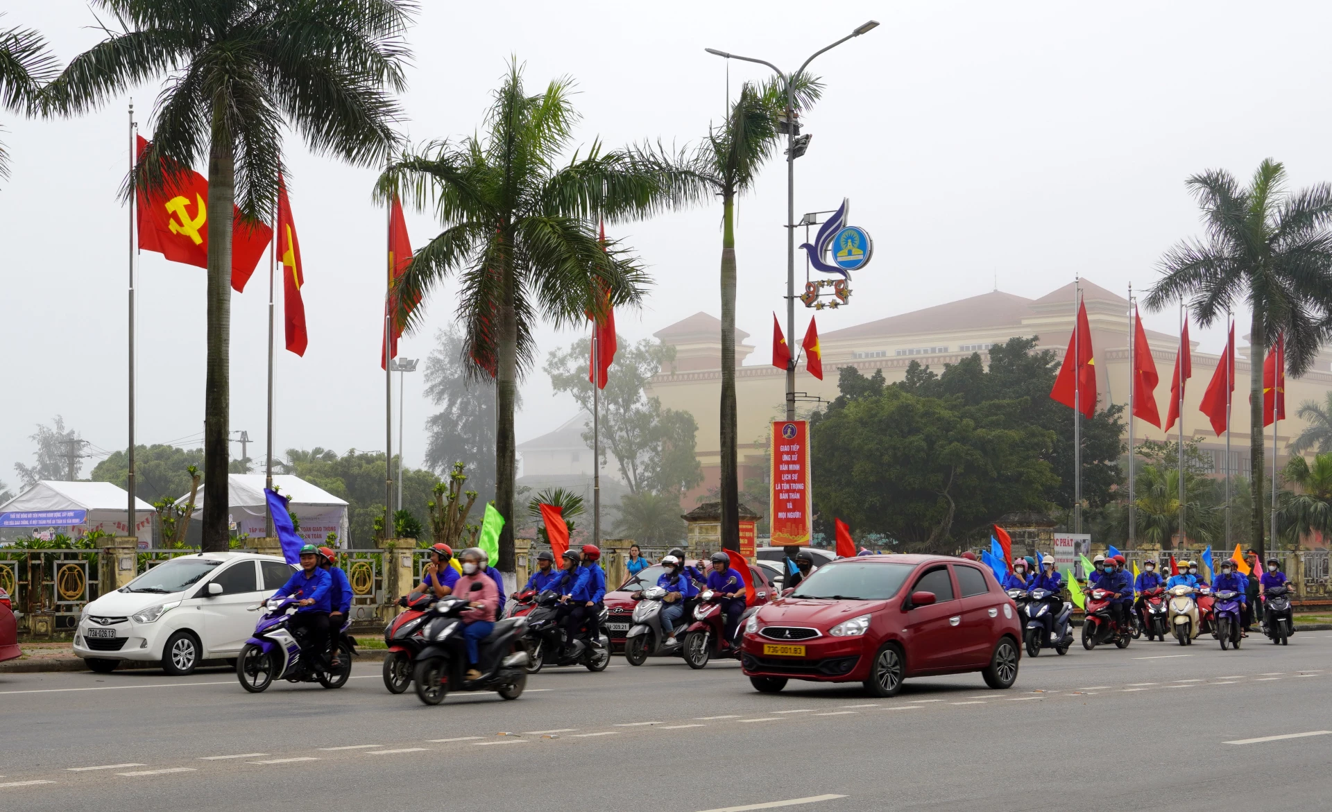 100% địa phương trên địa bàn Đồng Hới đạt chuẩn văn minh đô thị - Ảnh: H.T