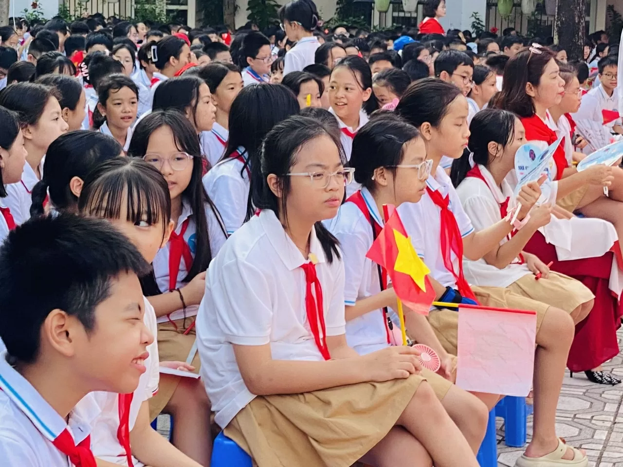 Lễ khai giảng đặc biệt của 1,6 triệu thầy, cô và gần 26 triệu học sinh, sinh viên