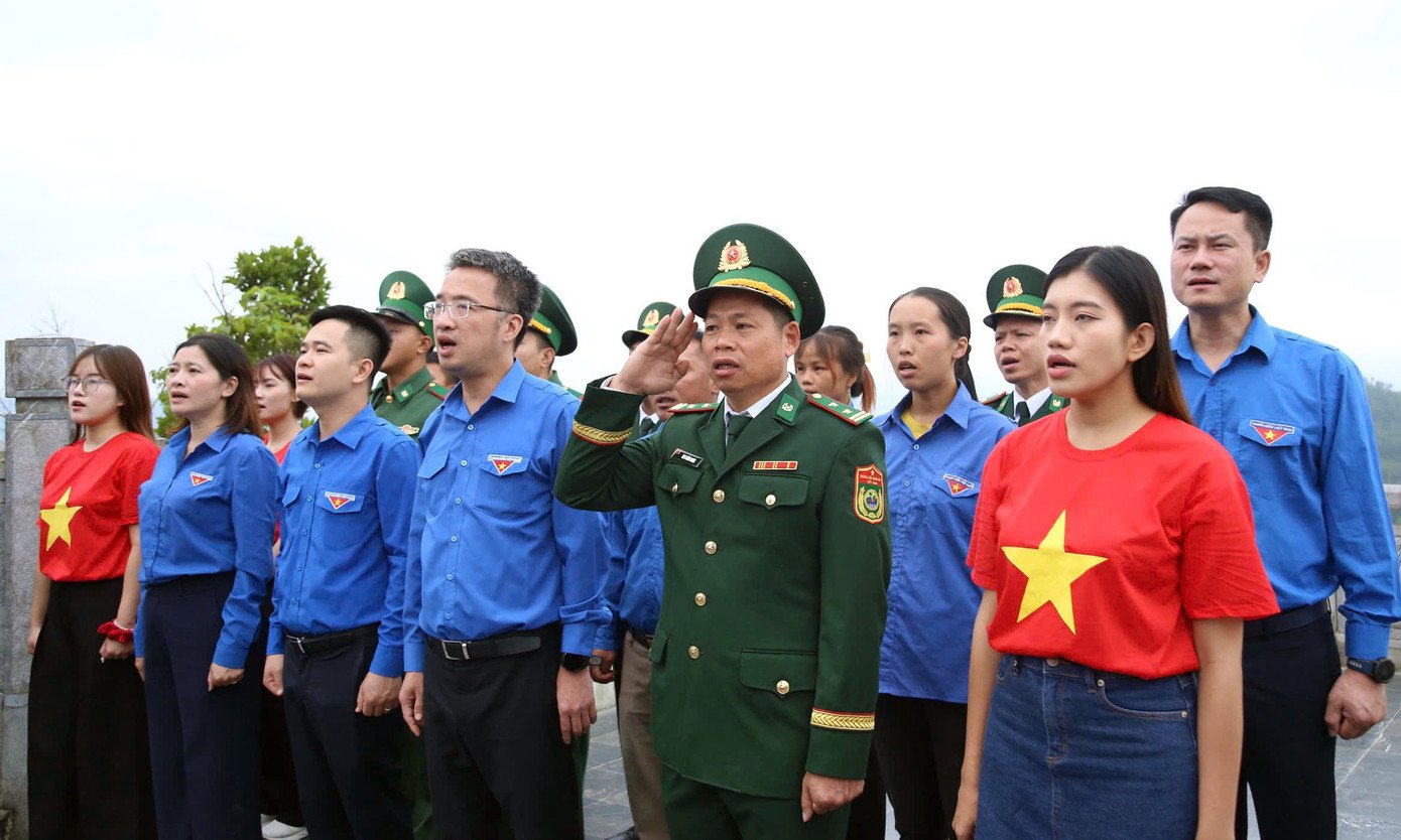 tienphong-toiyeutoquoctoi1.jpg