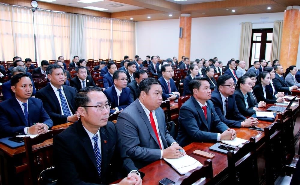 Các học viên Lào tại lễ khai giảng. (Ảnh: Học viện Chính trị Quốc gia Hồ Chí Minh)