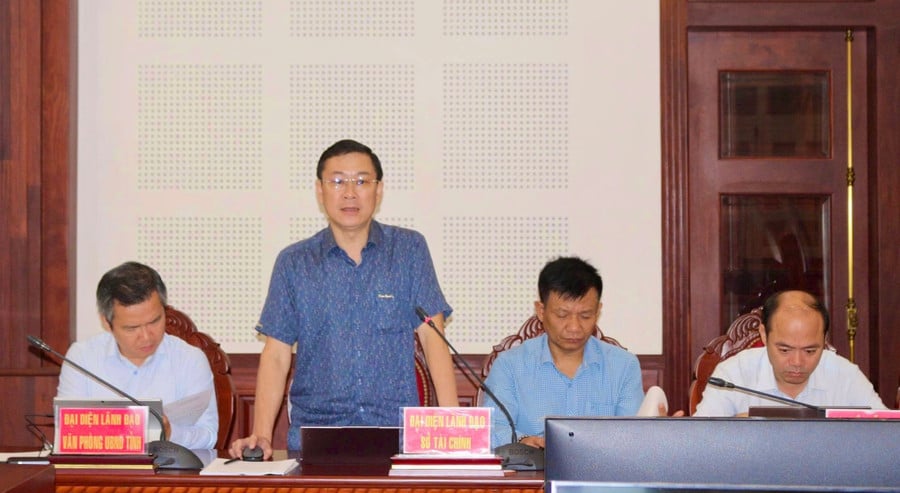 dai-dien-lanh-dao-so-tai-chinh-phat-bieu-tai-buoi-lam-viec.jpg