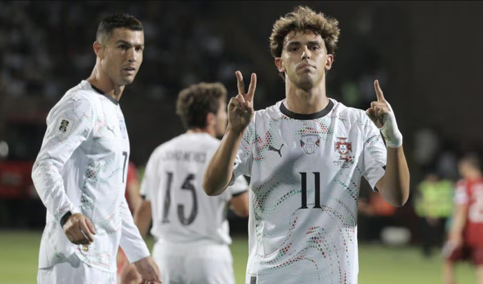 Ronaldo 40 tuổi 