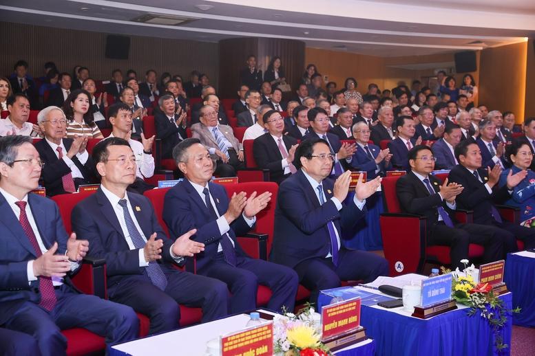 នាយករដ្ឋមន្ត្រី៖ VNPT បន្តលើកកម្ពស់ប្រពៃណីនៃការច្នៃប្រឌិត ហ៊ានគិត និងហ៊ានធ្វើ - រូបថត ១.