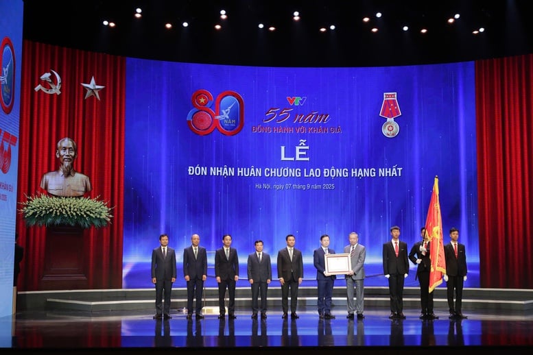 Tổng Bí thư Tô Lâm trao Huân chương Lao động hạng Nhất tặng Đài Truyền hình Việt Nam- Ảnh 1.