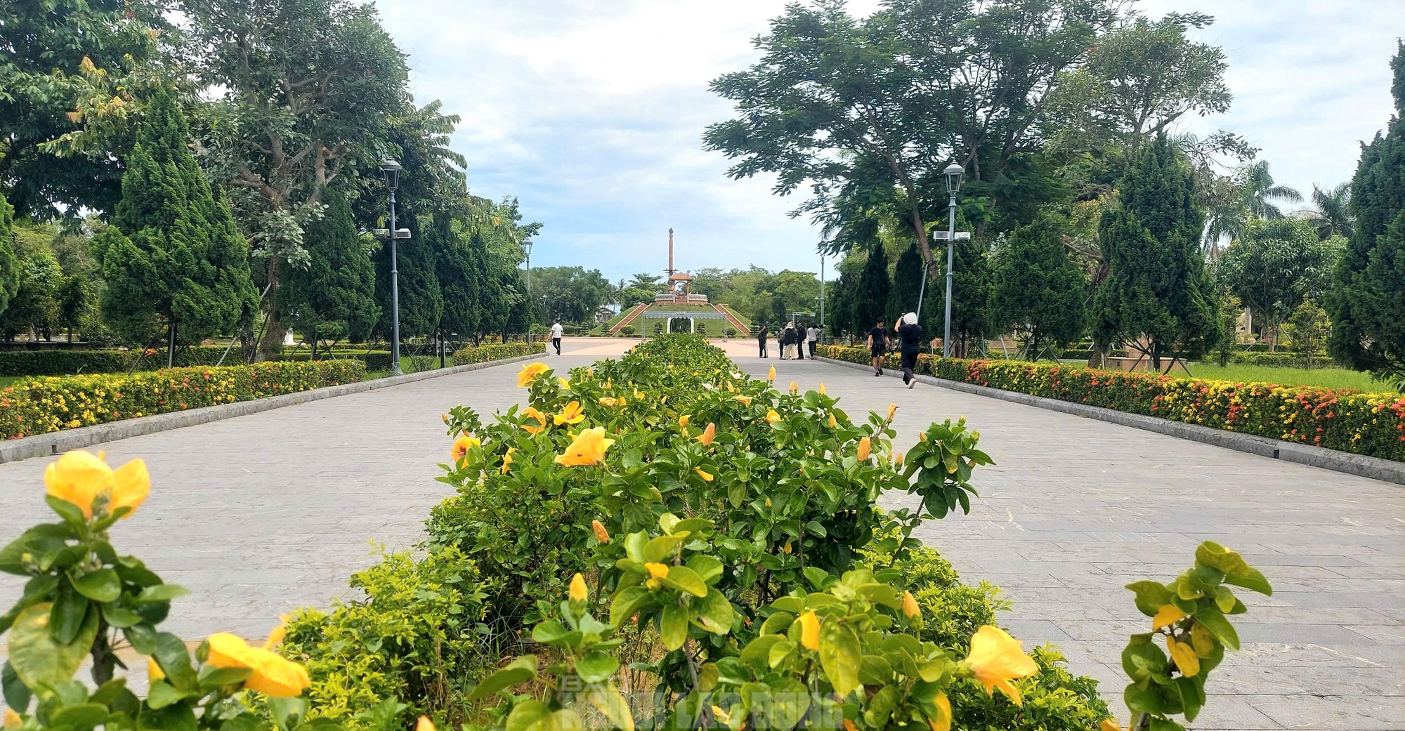 Sau phim Mưa đỏ, cùng ngắm Thành cổ Quảng Trị trong sắc xanh cỏ non- Ảnh 5.