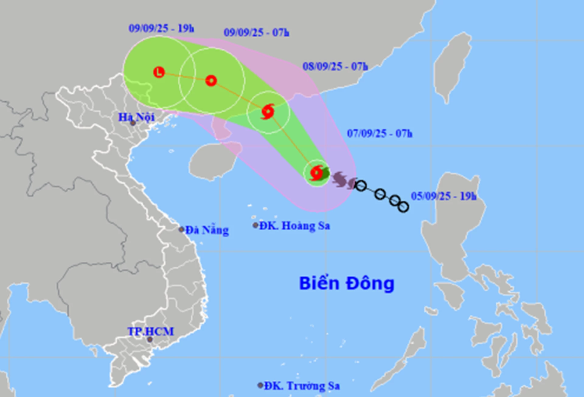 Vị trí và dự báo hướng di chuyển của bão số 7.