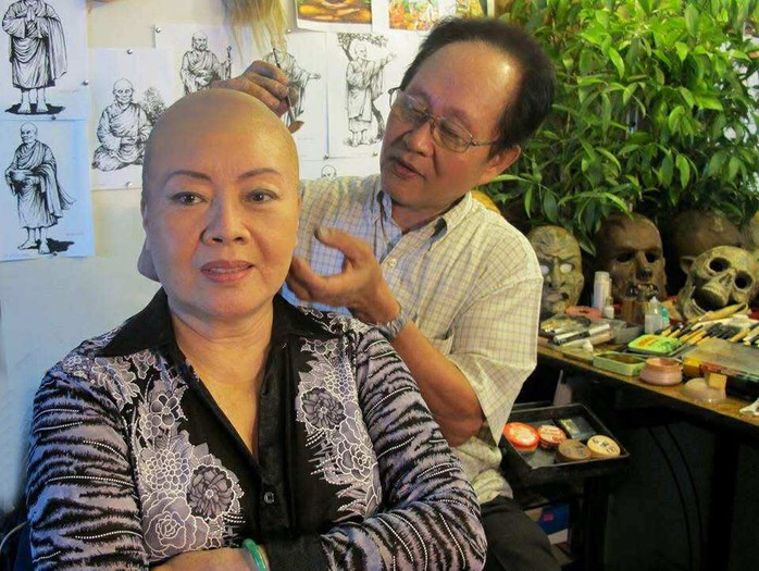 Nghệ sĩ thương tiếc người thầy 