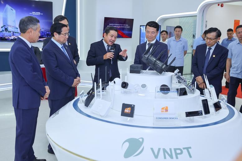 នាយករដ្ឋមន្ត្រី៖ VNPT បន្តលើកកម្ពស់ប្រពៃណីនៃការច្នៃប្រឌិត ហ៊ានគិត និងហ៊ានធ្វើ - រូបថត ១១.