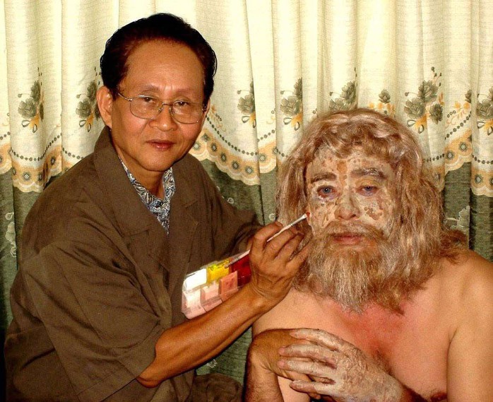 Nghệ sĩ thương tiếc người thầy 