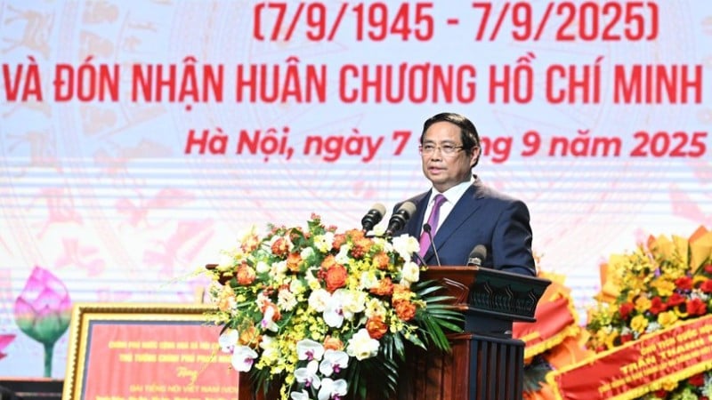 ファム・ミン・チン首相がベトナムの声創立80周年記念式典で演説する。（写真：トラン・ハイ）