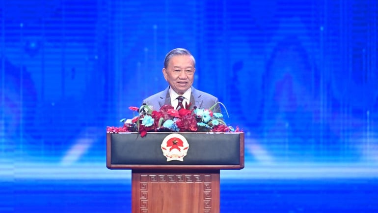 phat-bieu-2635.jpg