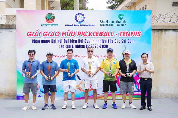 Trung đoàn Gia Định: Khí thế mới từ những hội thao ý nghĩa  - Ảnh 12.
