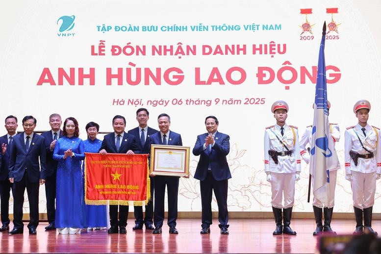 នាយករដ្ឋមន្ត្រី៖ VNPT បន្តលើកកម្ពស់ប្រពៃណីនៃការច្នៃប្រឌិត ហ៊ានគិត និងហ៊ានធ្វើ - រូបថត ៤.