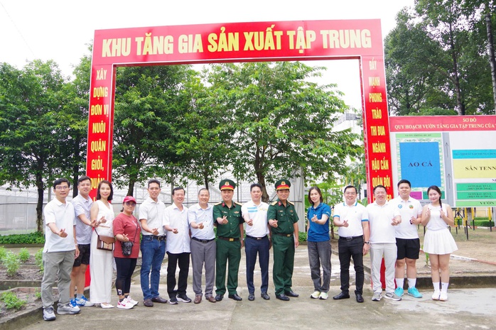 Trung đoàn Gia Định: Khí thế mới từ những hội thao ý nghĩa  - Ảnh 2.