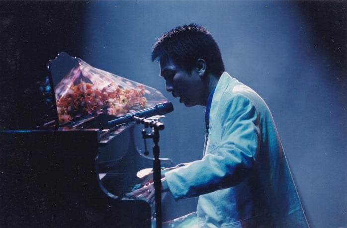 Trần Mạnh Tuấn mang tiếng saxophone trở lại đêm nhạc Phú Quang- Ảnh 3.