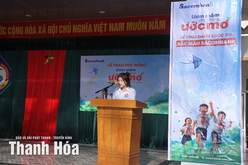 Sacombank - សាខា Thanh Hoa បានផ្តល់អាហារូបករណ៍ 