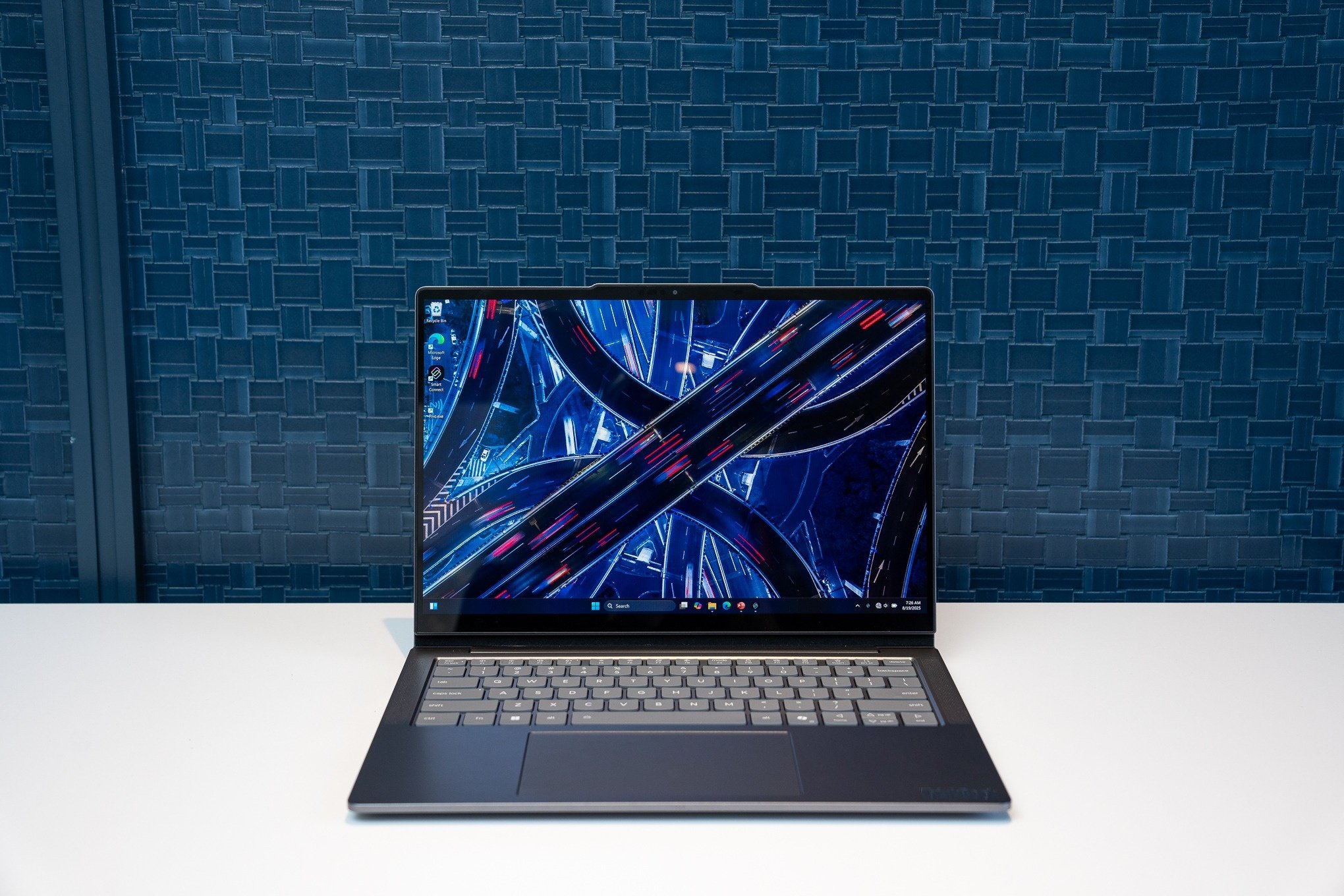 su kien IFA 2025,  Lenovo laptop xoay,  Lenovo ThinkBook VertiFlex Concept,  trien lam cong nghe anh 7
