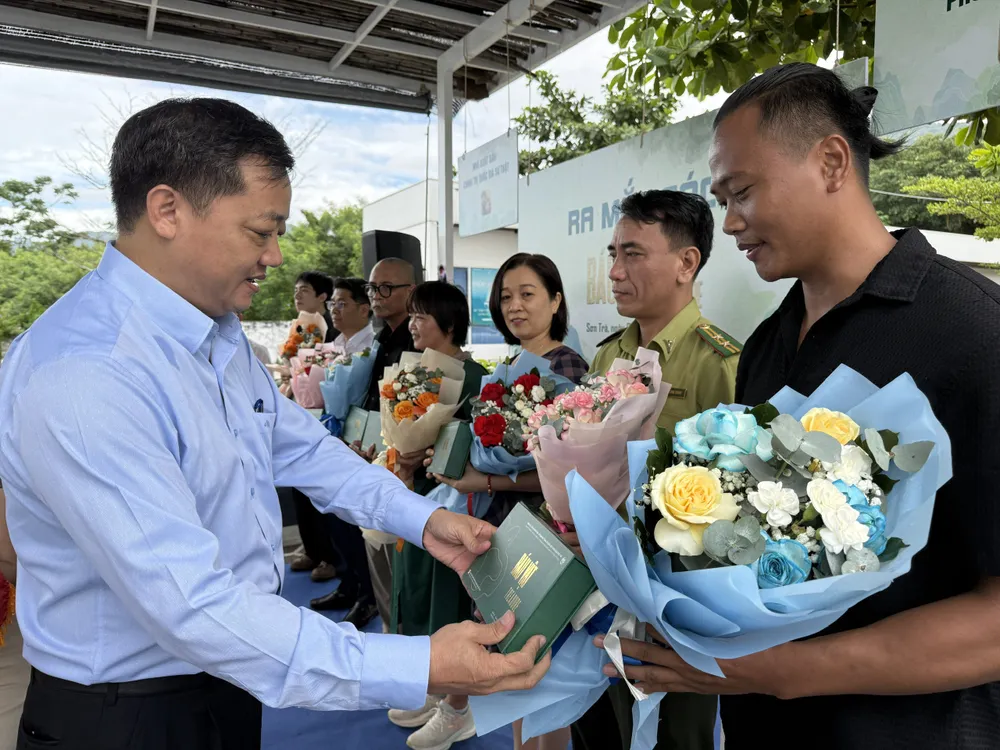 Báu Vật 2.jpg