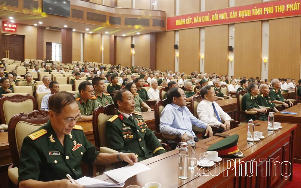 កិច្ចប្រជុំដើម្បីអបអរសាទរខួបលើកទី 80 នៃការបង្កើតឧស្សាហកម្មអក្សរសម្ងាត់វៀតណាម