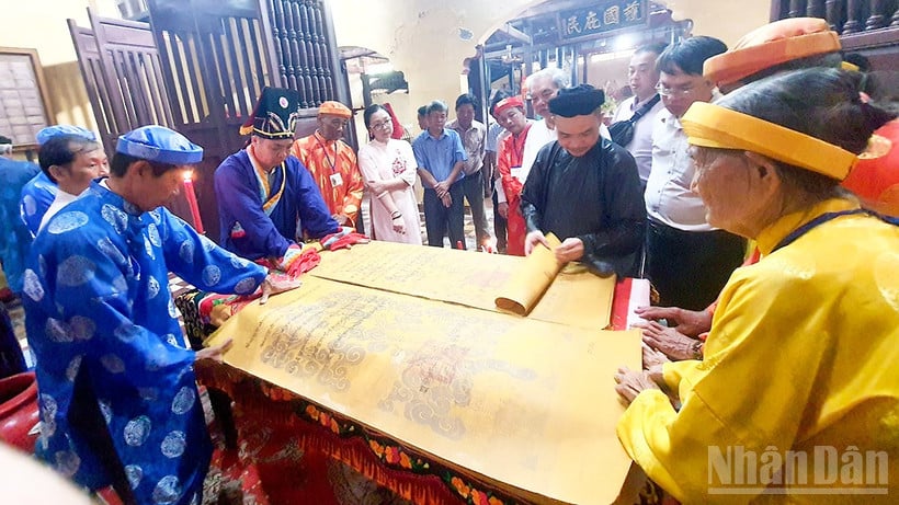 The Vinh Long Temple of Merit still preserves 85 intact royal decrees.
