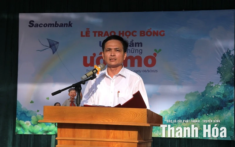 Sacombank - សាខា Thanh Hoa បានផ្តល់អាហារូបករណ៍ 